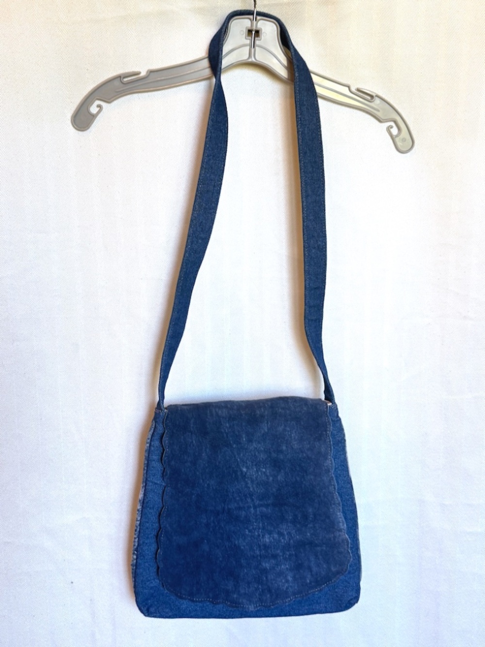 Kenneth Cole New York Blue Denim Suede Flap Crossbody Shoulder purse